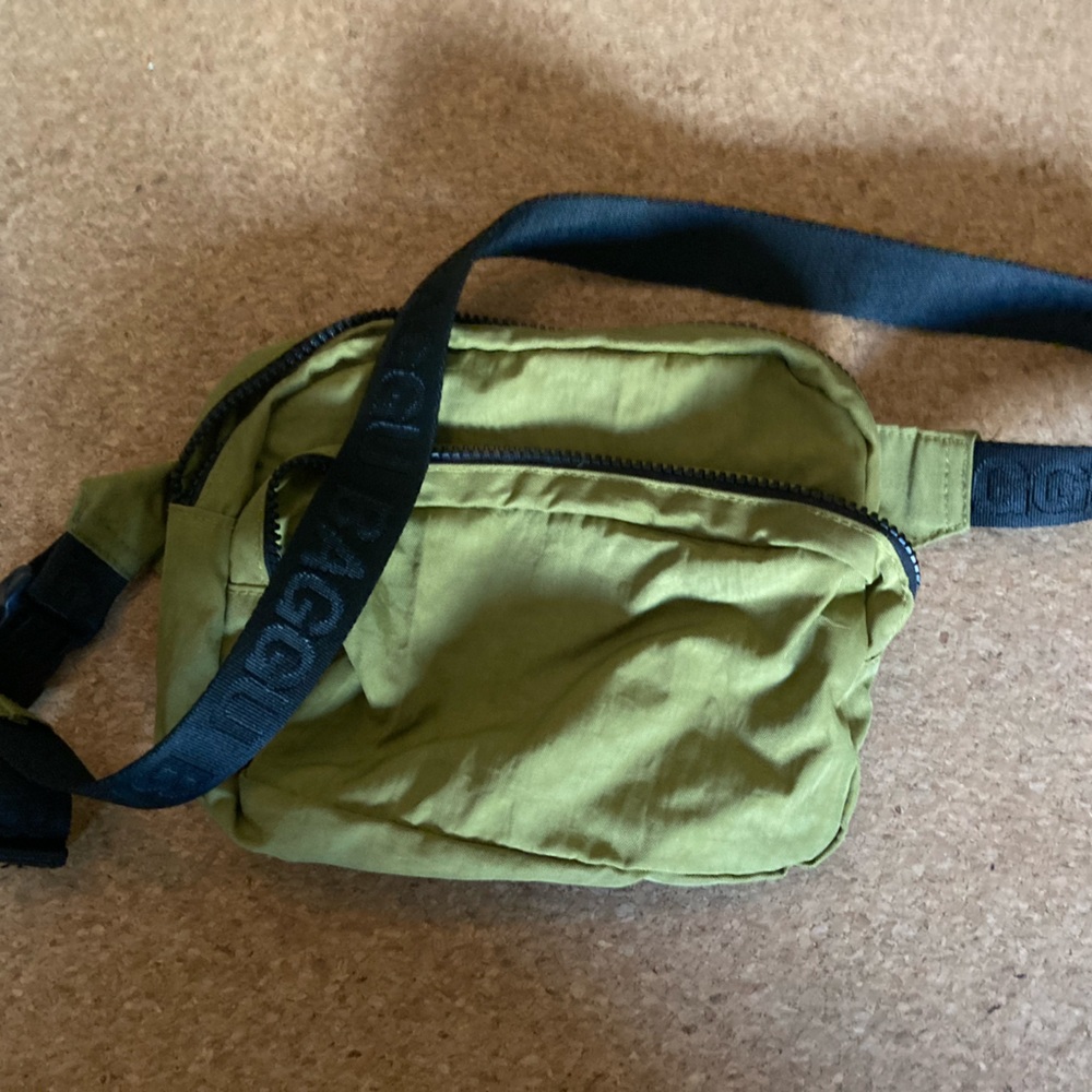Baggu Fanny Pack in Moss
